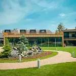 Hotel Hills 4*