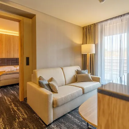 Hotel Hills Tatranská Lomnica