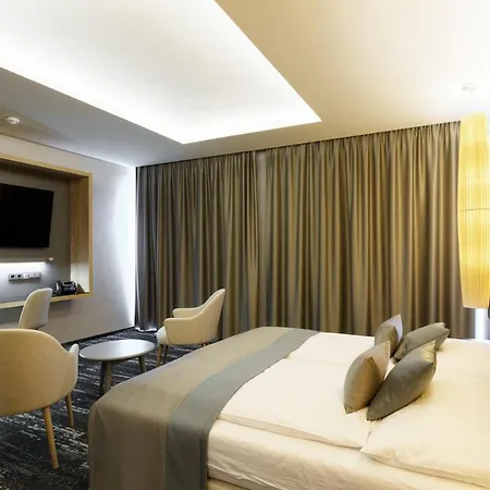 Hills Отель Татранска Ломница