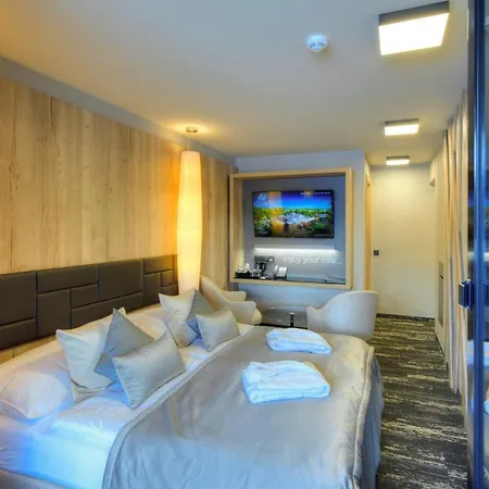 Hotel Hills