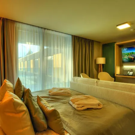 Hills Отель Татранска Ломница