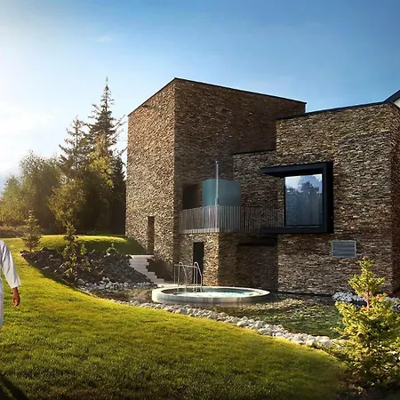 Hills 4*