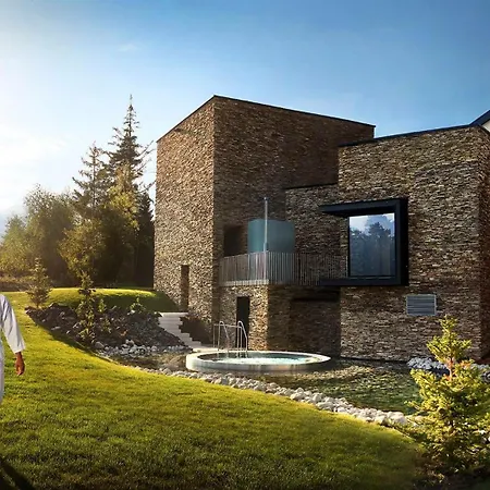 Hills 4*