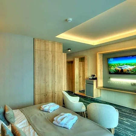 Hills Hotel