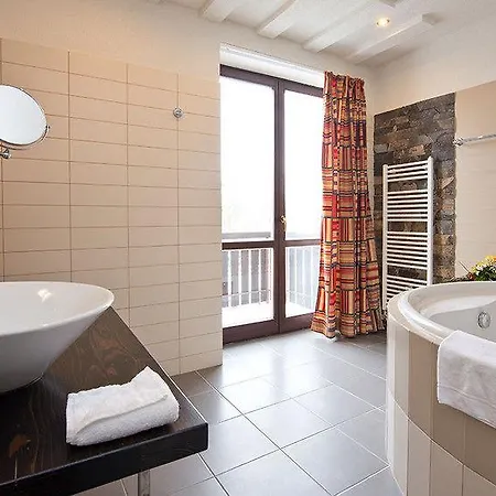 هيلز 4* Tatranská Lomnica