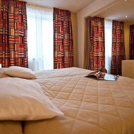 هيلز 4* Tatranská Lomnica